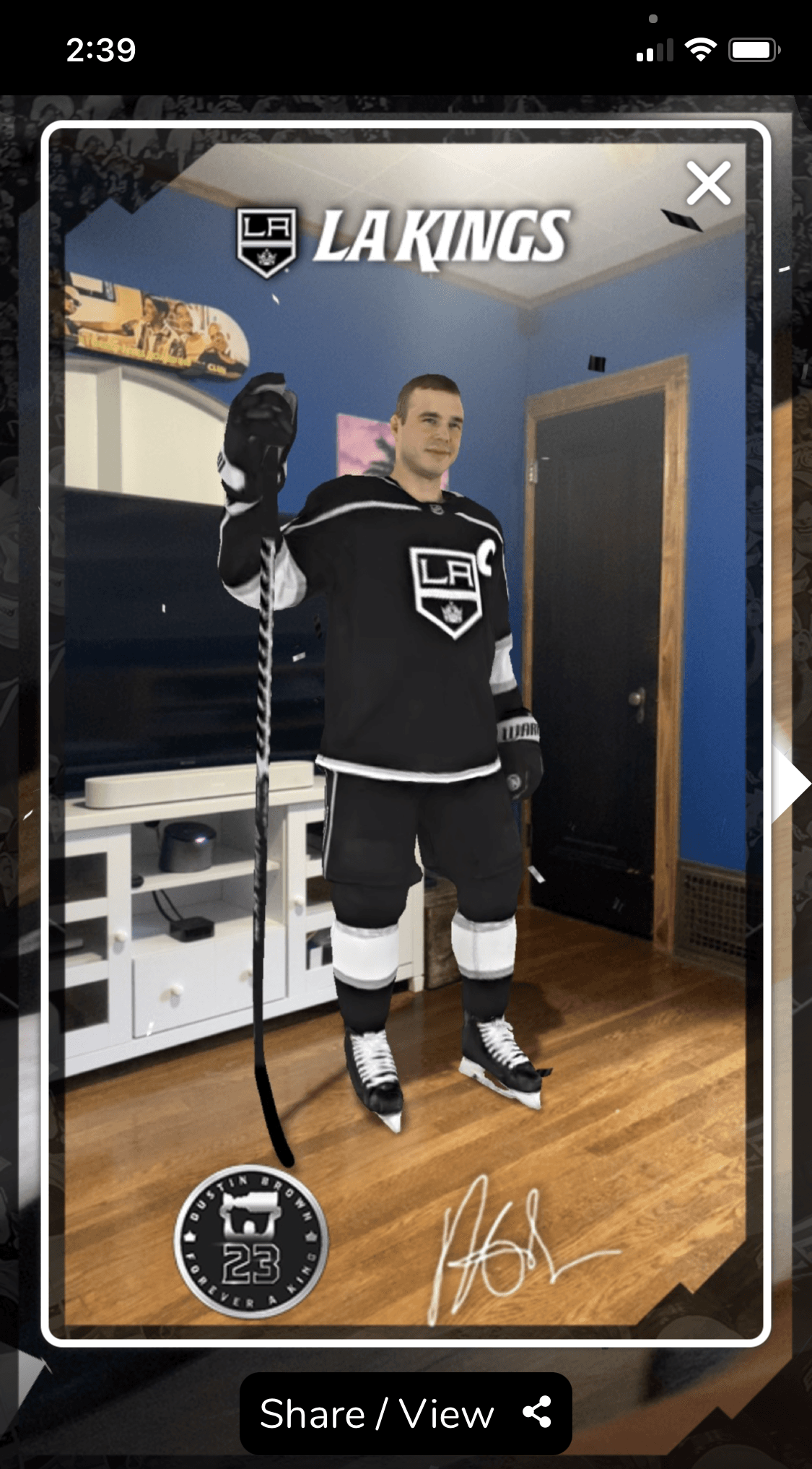 LA Kings augmented reality mobile app with Dustin Brown